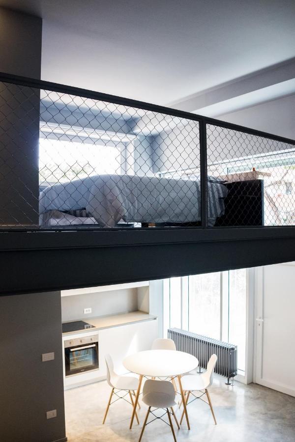 Апартаменты Grey Loft Полиньяно-а-Маре Экстерьер фото